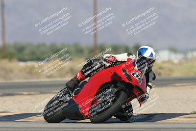 media/Oct-13-2025-Moto Forza (Mon) [[a66d839500]]/2-A Group/Session 3 (Turn 16)/